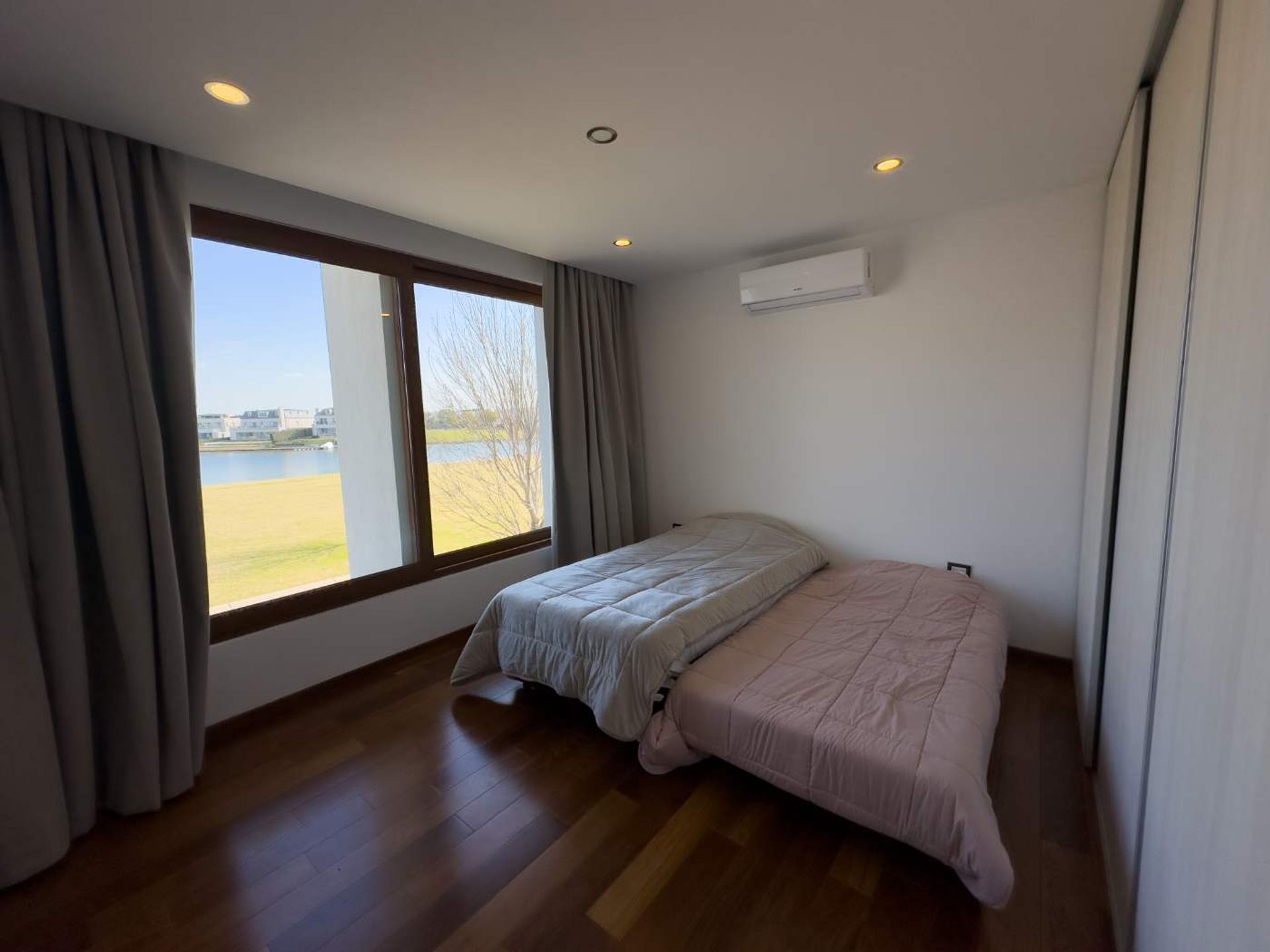 Alquiler Casa C/Lote Lago Barrio Virazon Nordelta