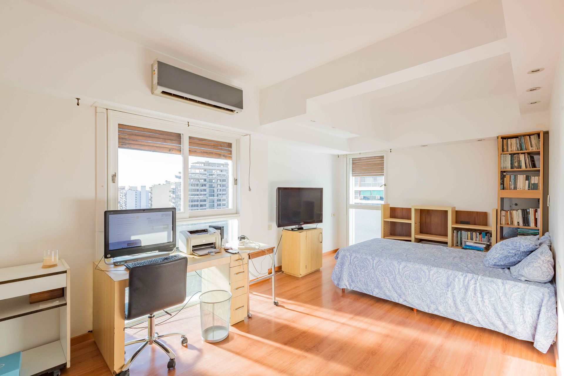 VENTA depto 6 ambientes vista al rio VTE LOPEZ