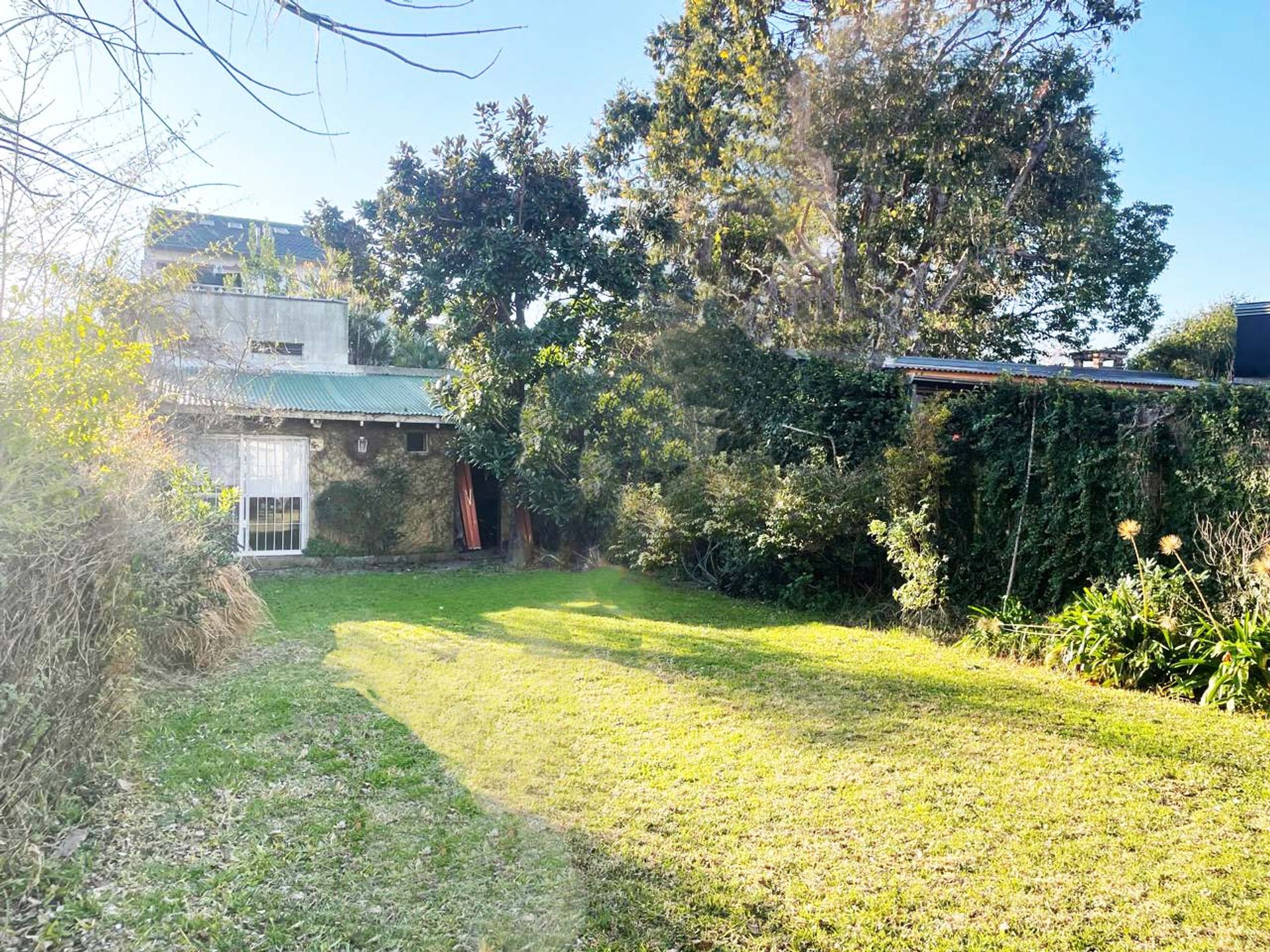 Venta Casa 3/4 amb/Quincho/Amplio Jardín Olivos