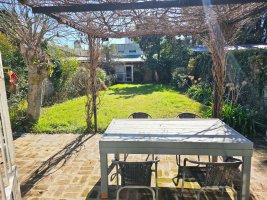 Venta Casa 3/4 amb/Quincho/Amplio Jardín Olivos