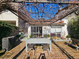 Venta Casa 3/4 amb/Quincho/Amplio Jardín Olivos