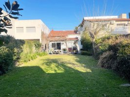 Venta Casa 3/4 amb/Quincho/Amplio Jardín Olivos