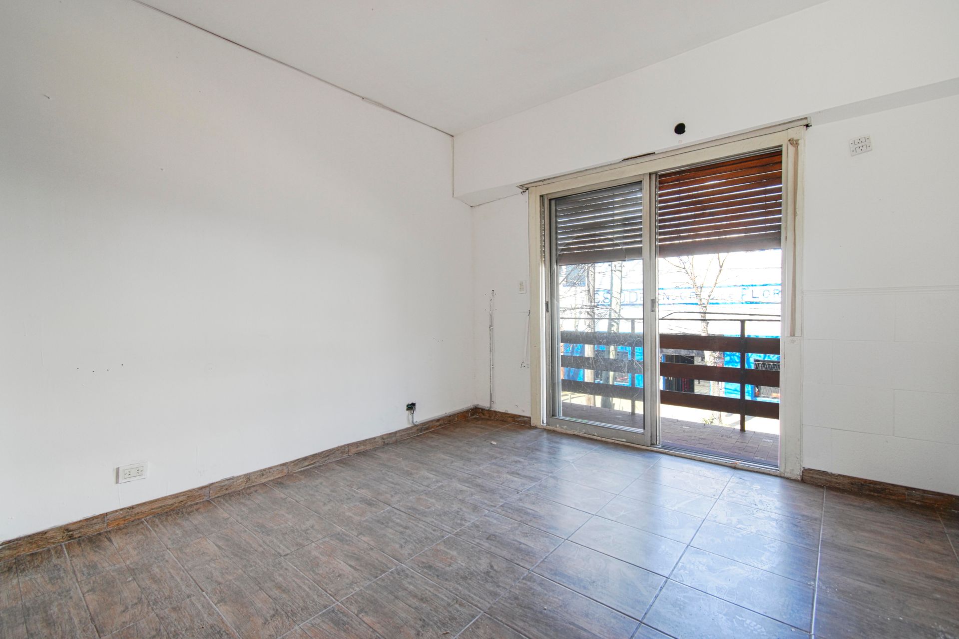 VENTA PH 4 amb con terraza Florida A REFACCIONAR