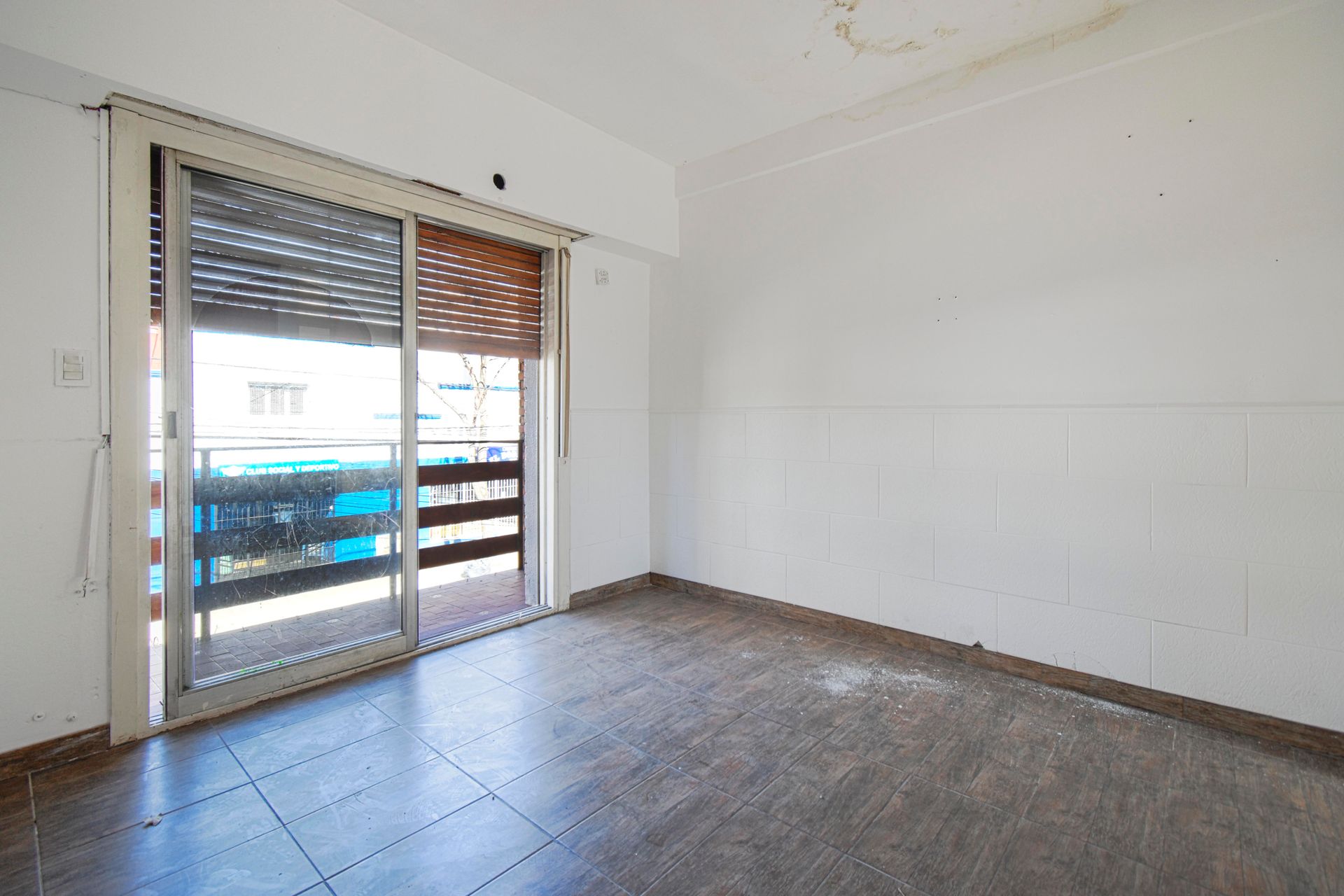 VENTA PH 4 amb con terraza Florida A REFACCIONAR
