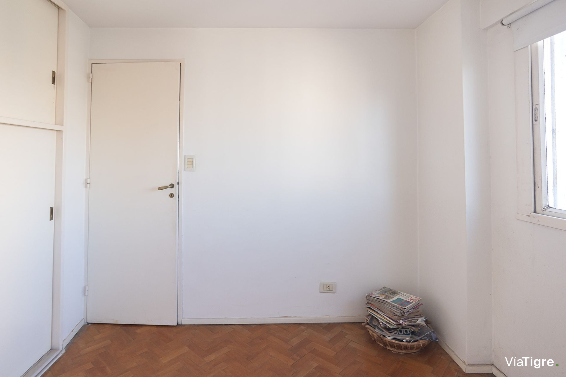 Venta 4 amb con dcia y cochera APTO PROF Vte Lopez
