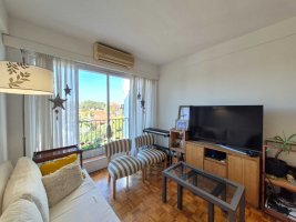 3-room Apartment with Open View, Balcony with Storage