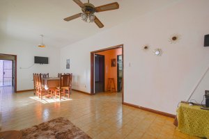 VENTA Casa 4 ambientes con patio SAN FERNANDO