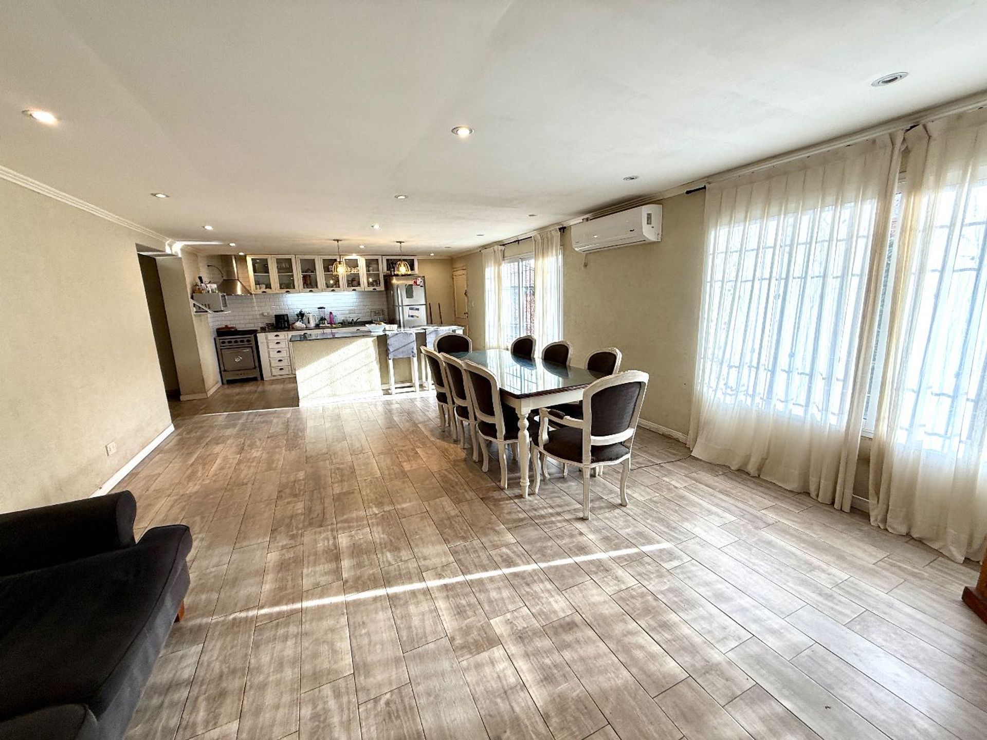 CASA 5 ambientes LOCAL venta Tigre PILETA y JARDIN