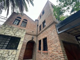 Encantadora Casa En Punta Chica