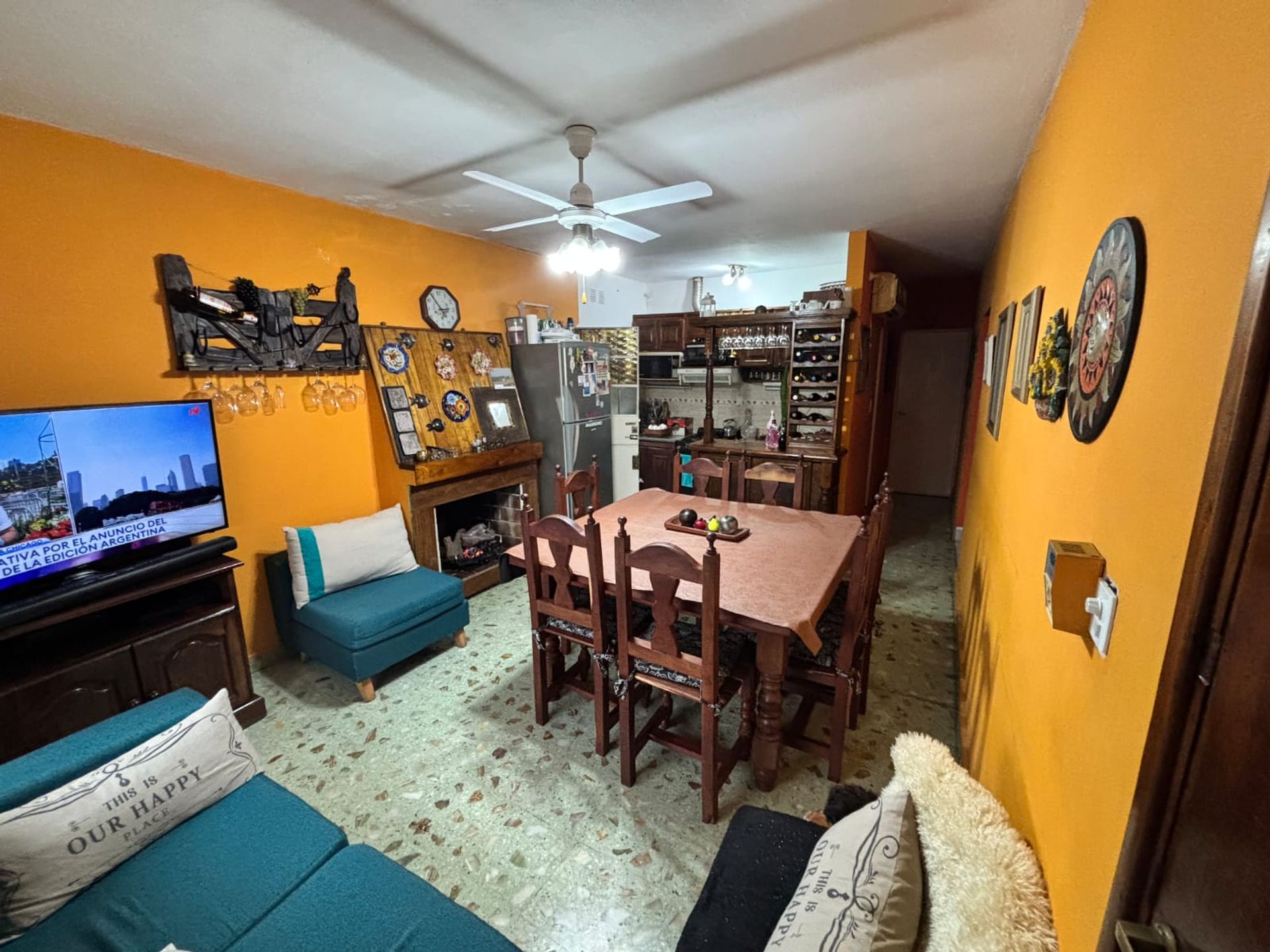 Casa 5 Ambientes-C/Amplio Deposito/Local, Quincho