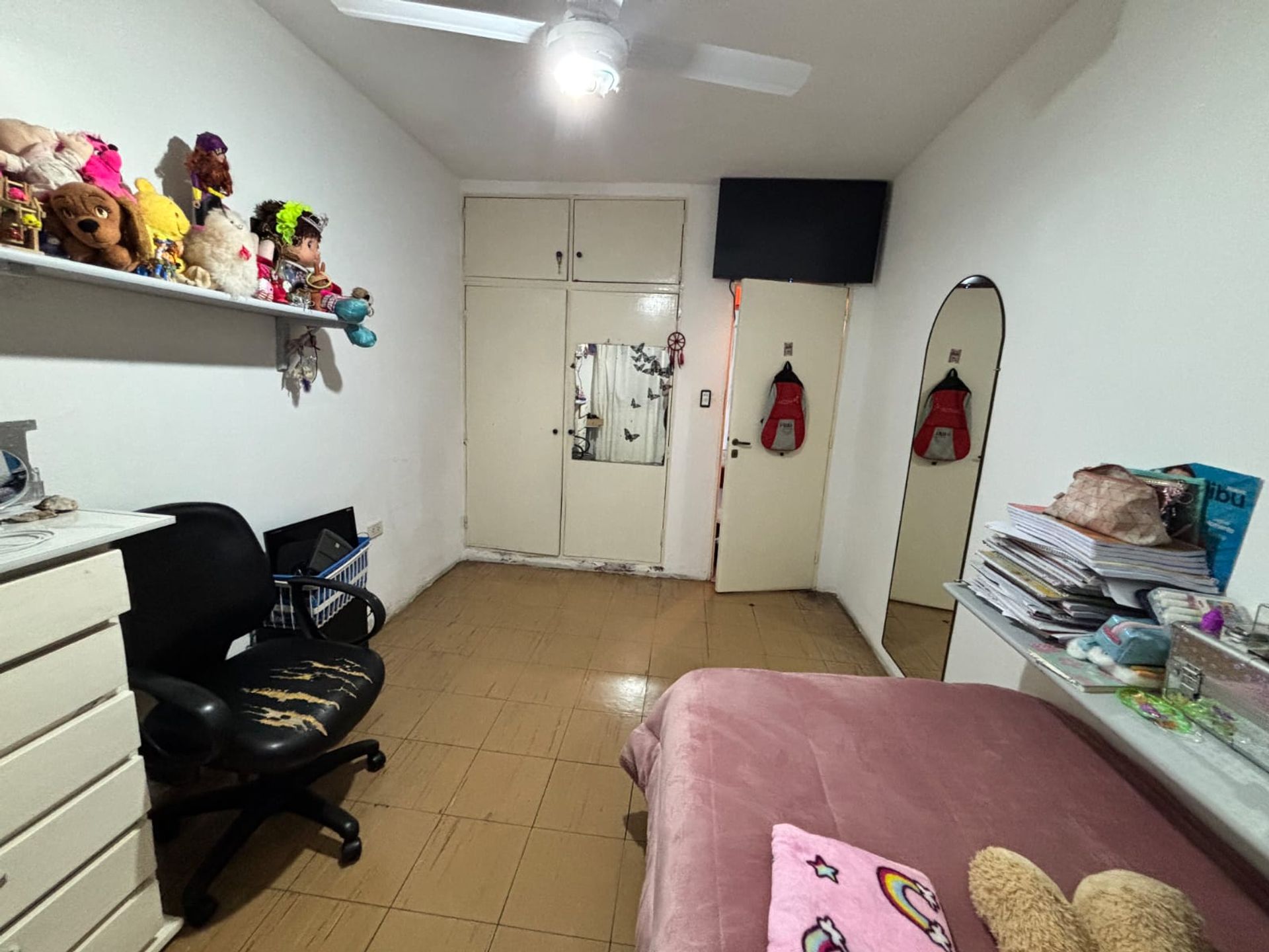 Casa 5 Ambientes-C/Amplio Deposito/Local, Quincho