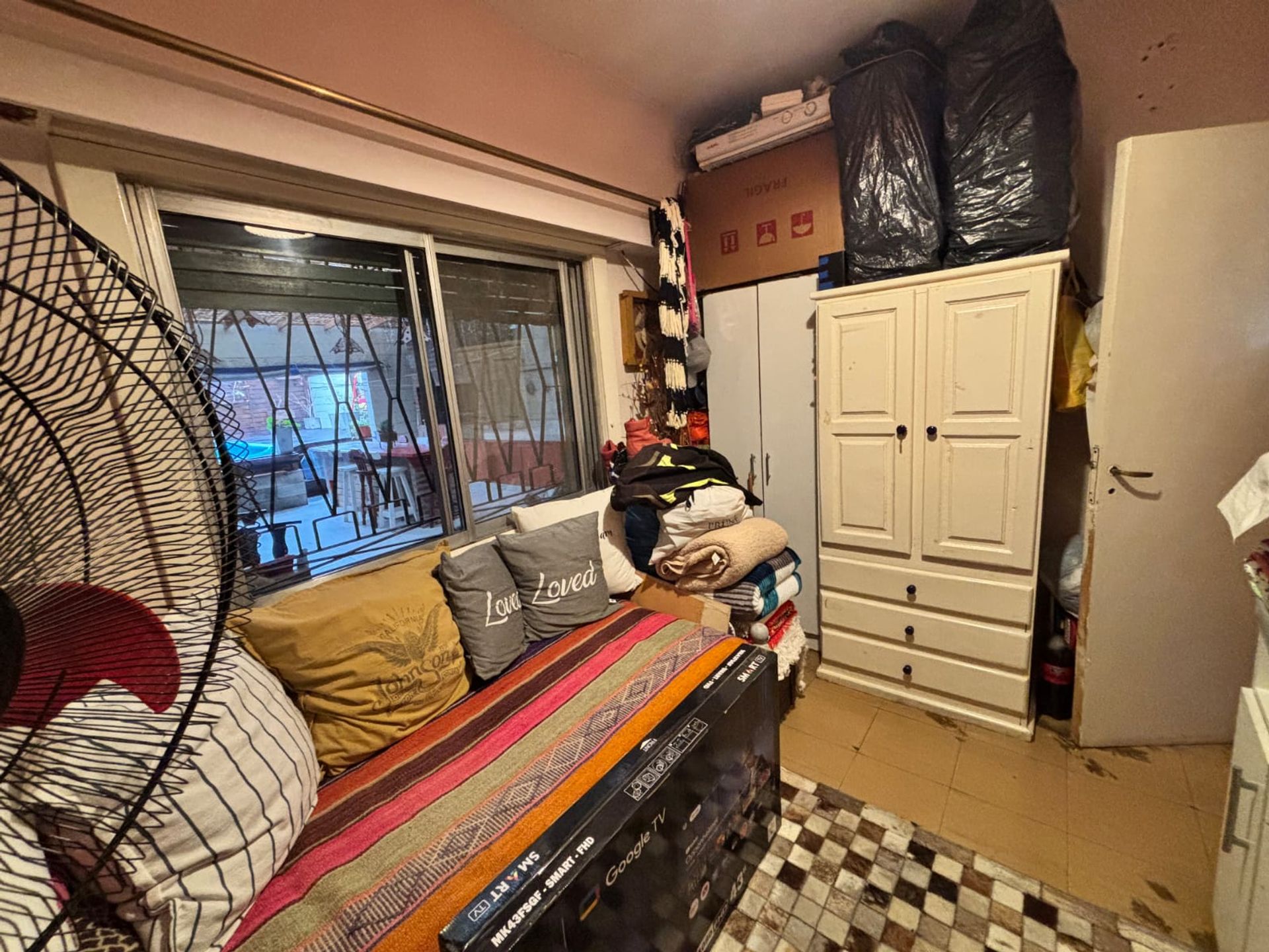 Casa 5 Ambientes-C/Amplio Deposito/Local, Quincho