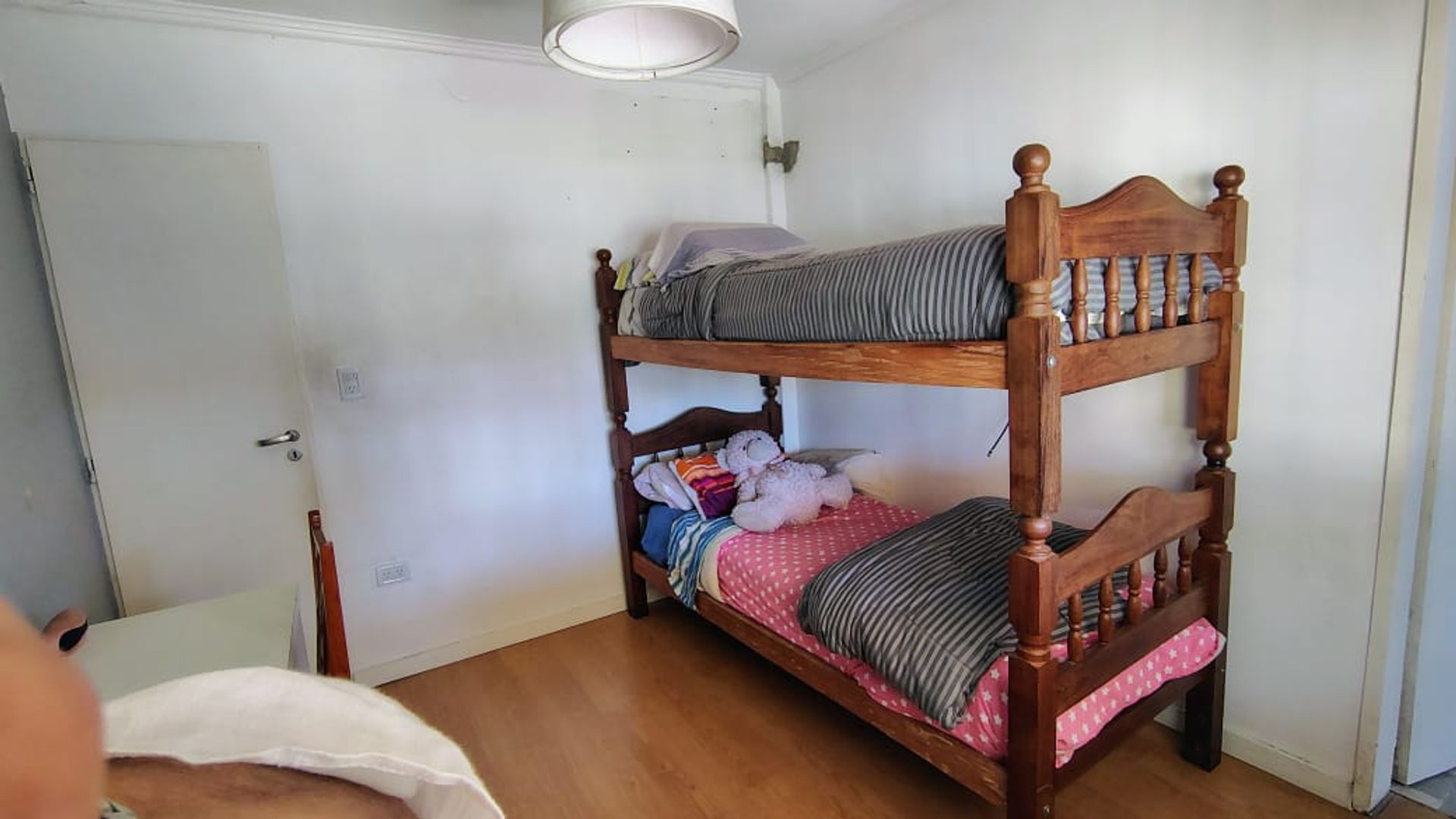 Casa 4 Ambientes Con Parque Y Pileta