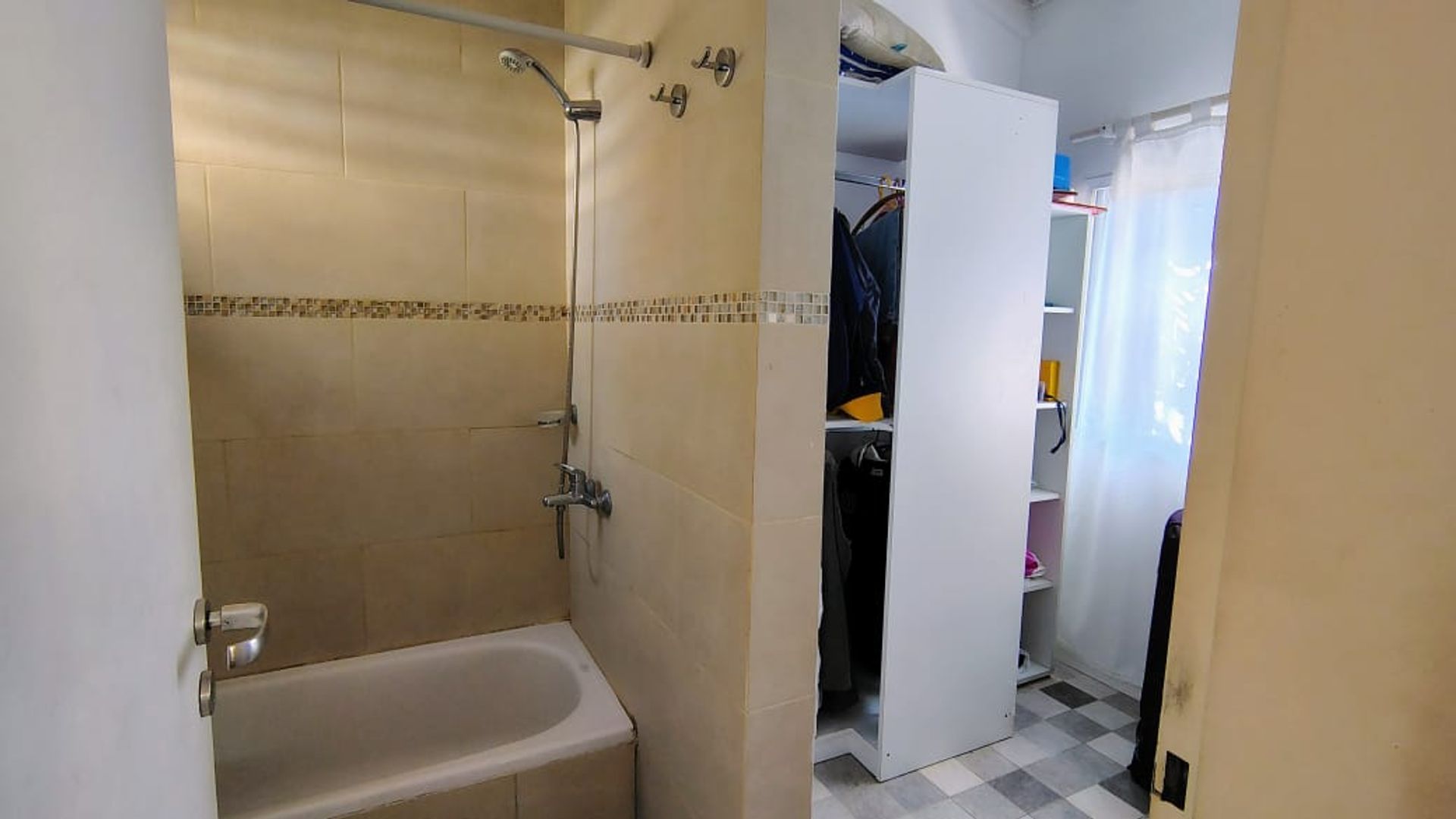 Casa 4 Ambientes Con Parque Y Pileta