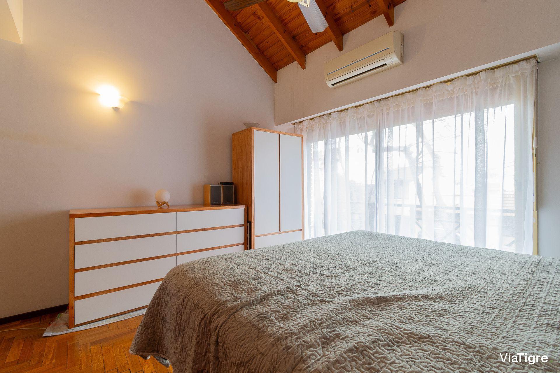 Venta Triplex 4 amb con jardín y cochera - Florida