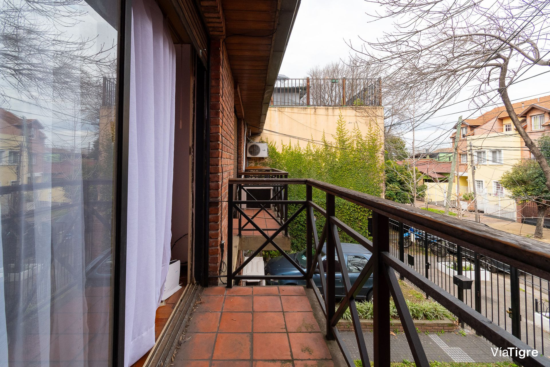 Venta Triplex 4 amb con jardín y cochera - Florida