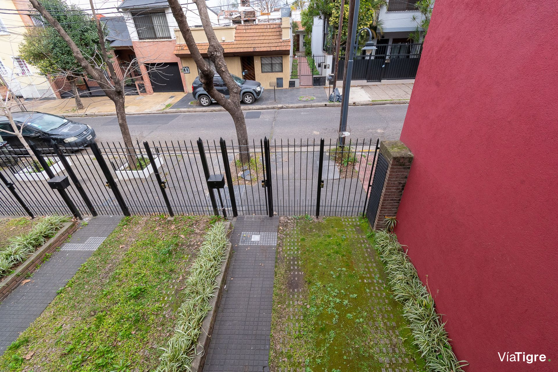 Venta Triplex 4 amb con jardín y cochera - Florida