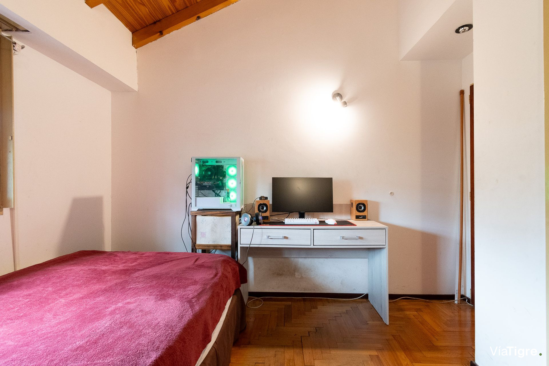 Venta Triplex 4 amb con jardín y cochera - Florida