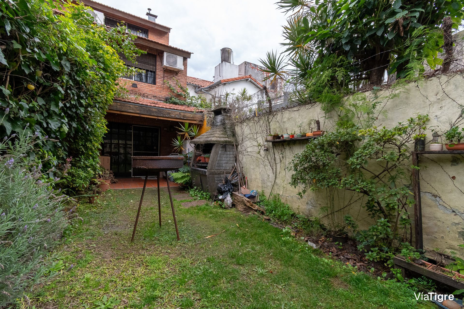 Venta Triplex 4 amb con jardín y cochera - Florida