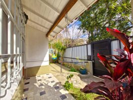 House for Sale San Fernando 4 Rooms Front Garden Cochrane