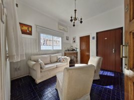 House for Sale San Fernando 4 Rooms Front Garden Cochrane