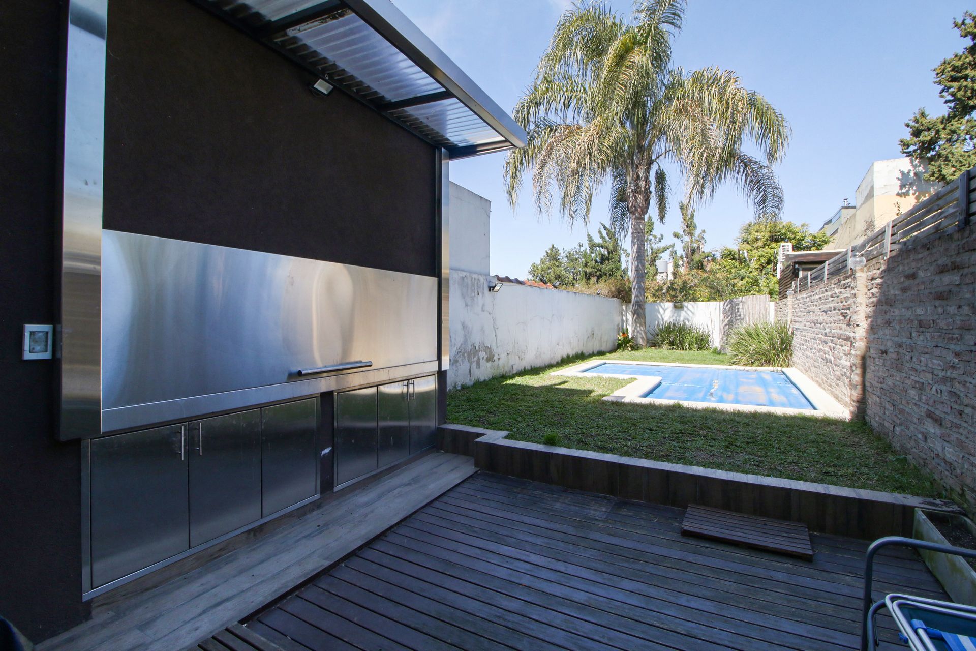 Venta Casa tipo Triplex 6 amb jardin y pileta