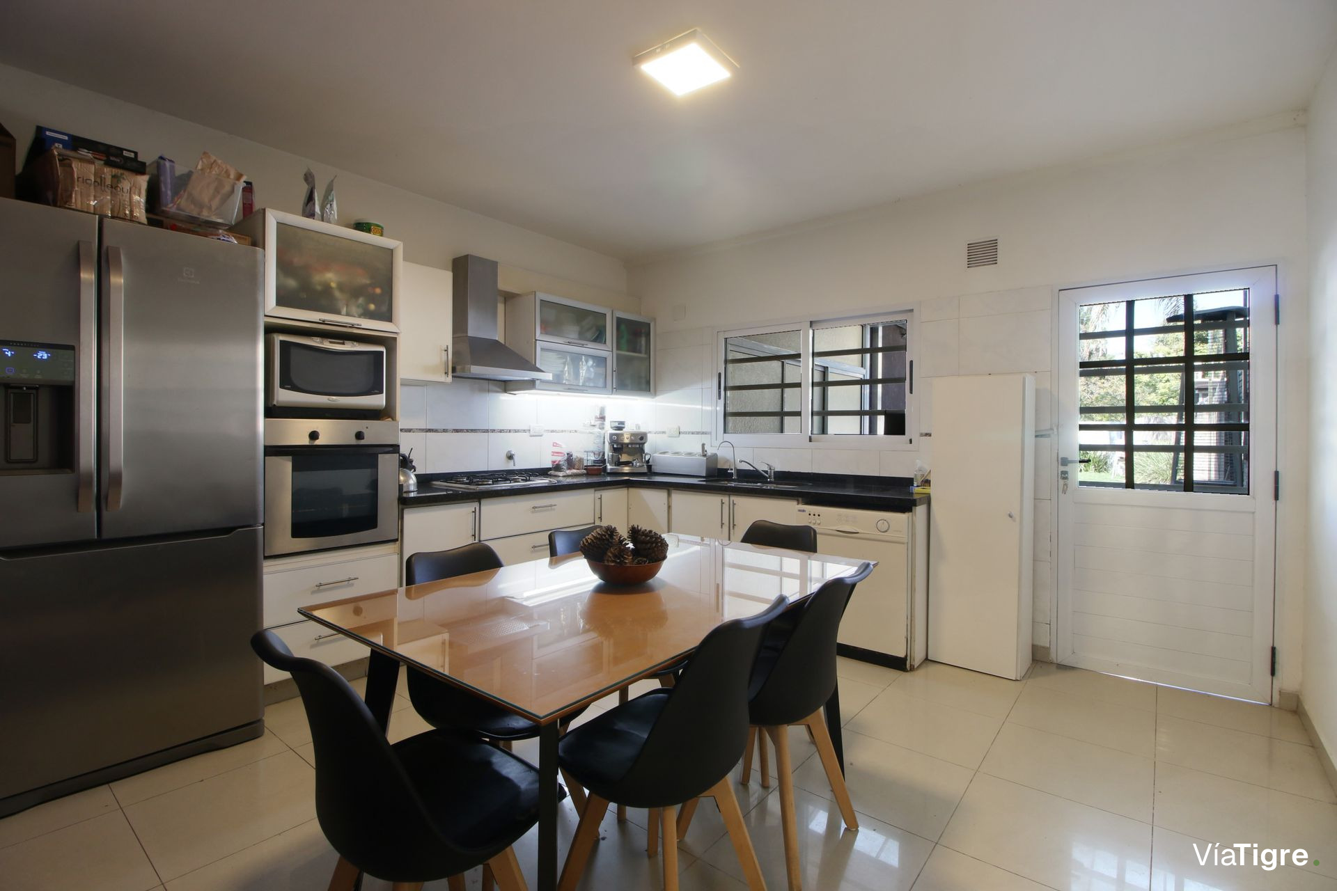 Venta Casa Triplex 6Amb Florida Jardin Y Pileta