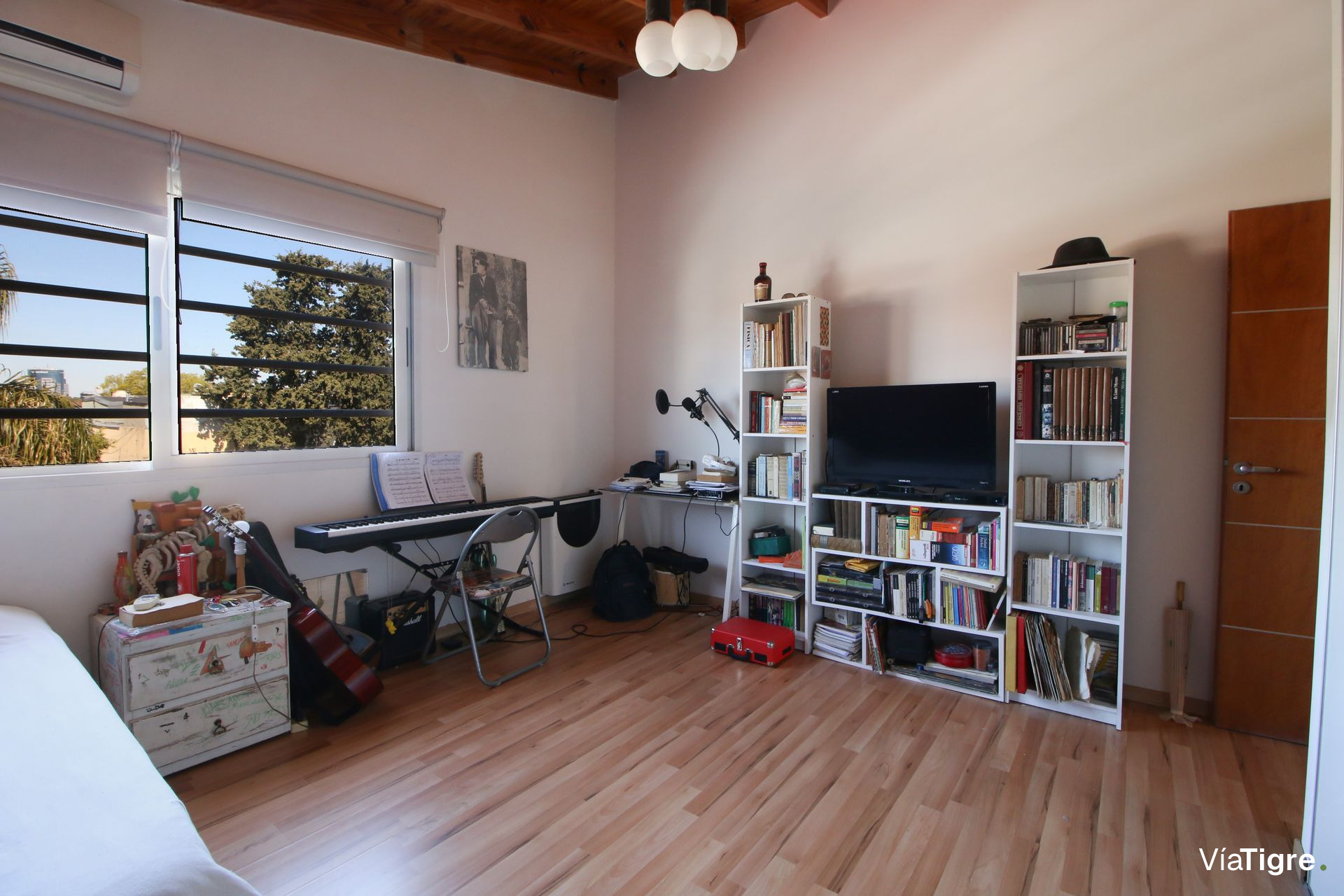 Venta Casa Triplex 6Amb Florida Jardin Y Pileta