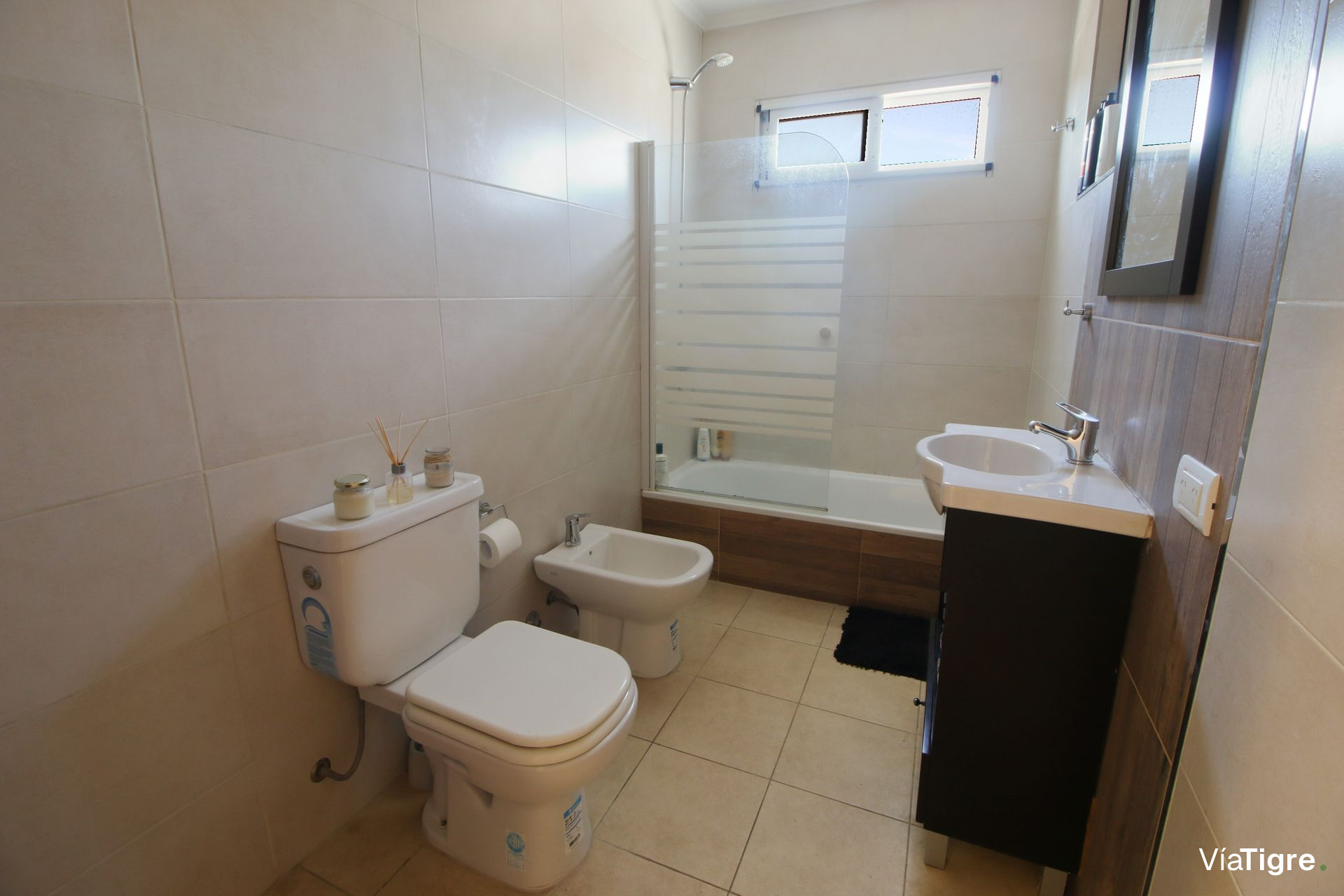 Venta Casa Triplex 6Amb Florida Jardin Y Pileta