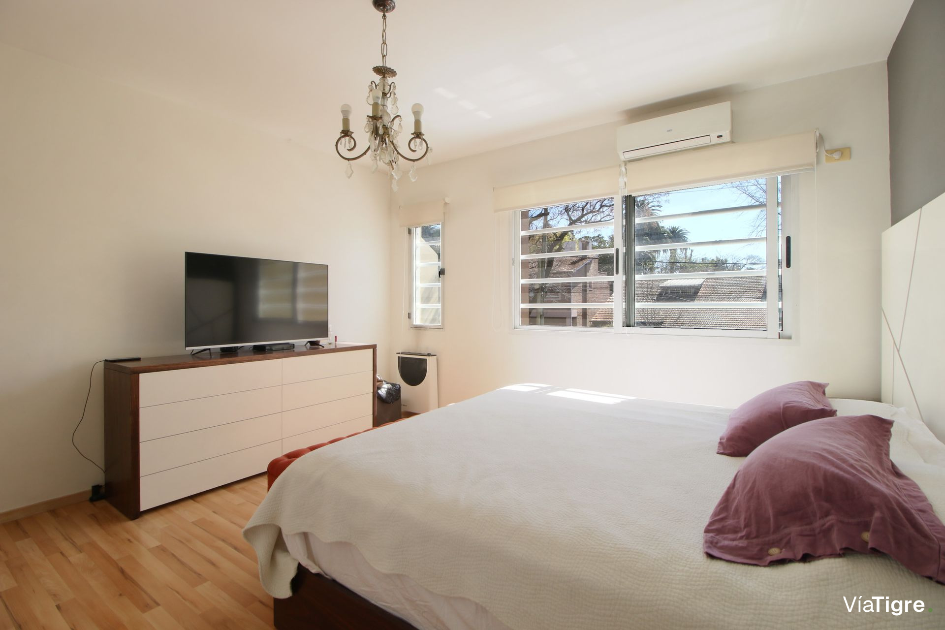 Venta Casa Triplex 6Amb Florida Jardin Y Pileta