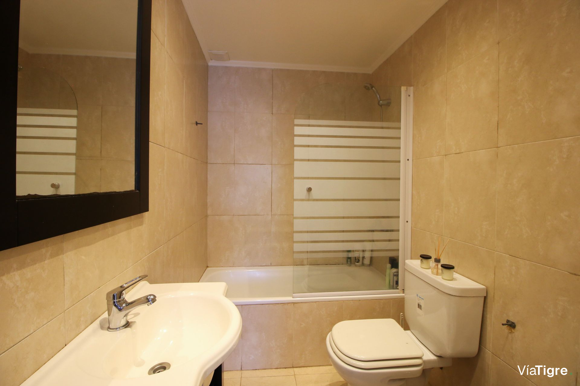 Venta Casa Triplex 6Amb Florida Jardin Y Pileta