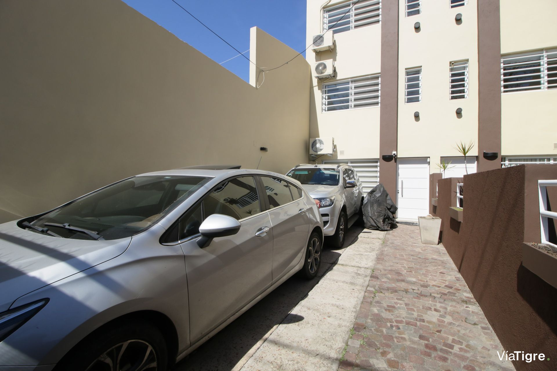 Venta Casa Triplex 6Amb Florida Jardin Y Pileta