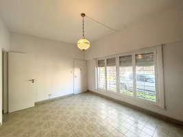 Venta PH 3 ambientes PB cochera patio en Martínez
