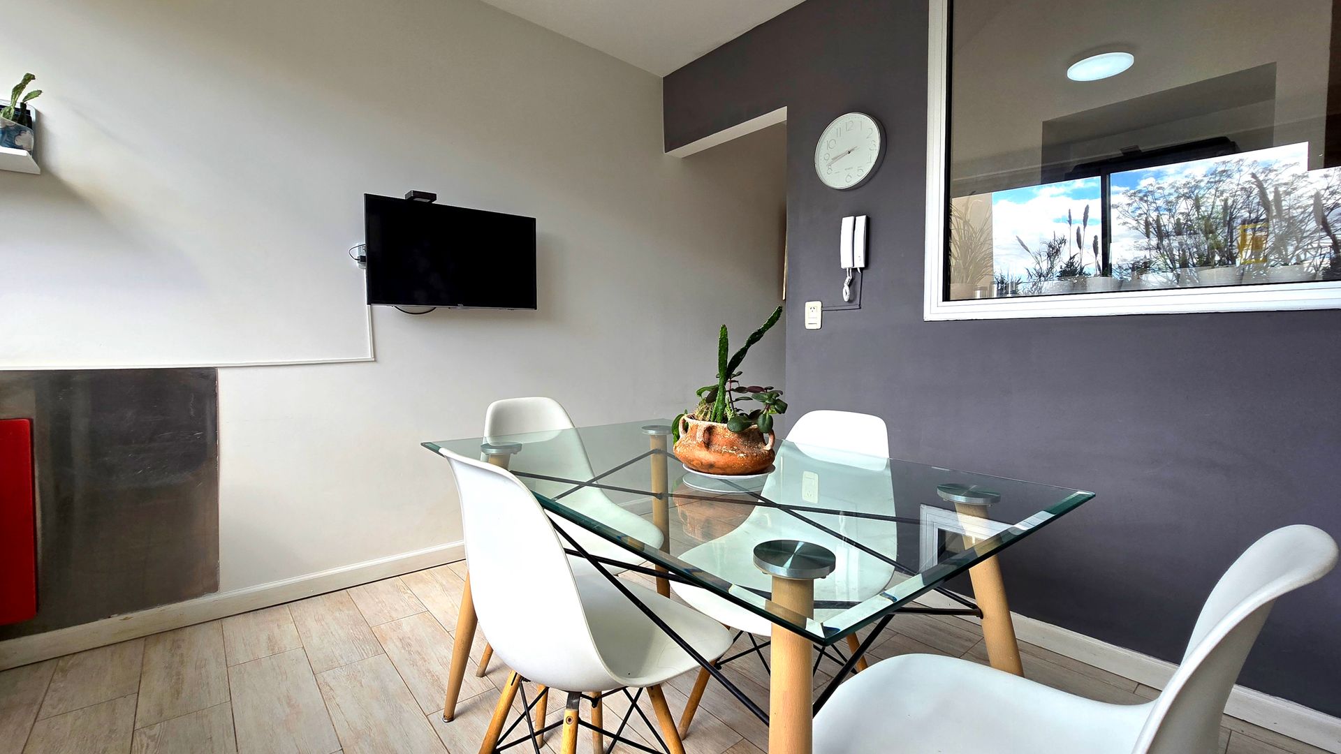 Venta PH en La Lucila, terraza y Jacuzzi