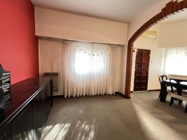 Venta Casa Multifamiliar En Martínez Con Terraza