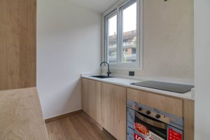 Monoambiente Con Jardin Y Cochera