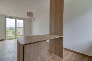 Monoambiente Con Jardin Y Cochera