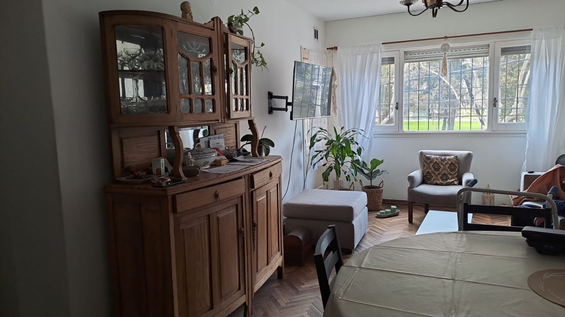 Marquez 869/ 3 rooms facing Hipodrome S. Isidro