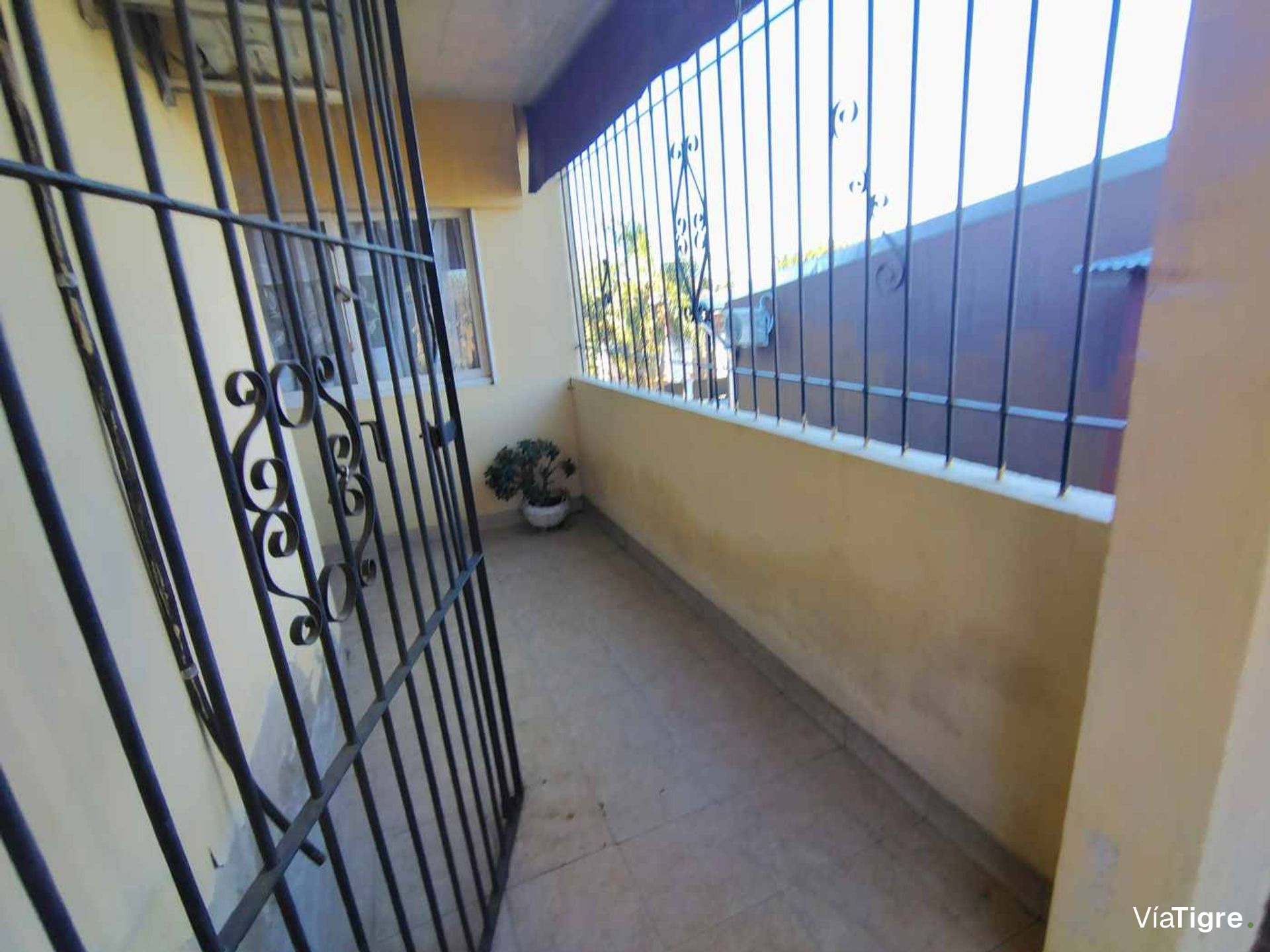 CASA 6 Amb QUINCHO Y TERRAZA P. ALTA - DOS NIVELES