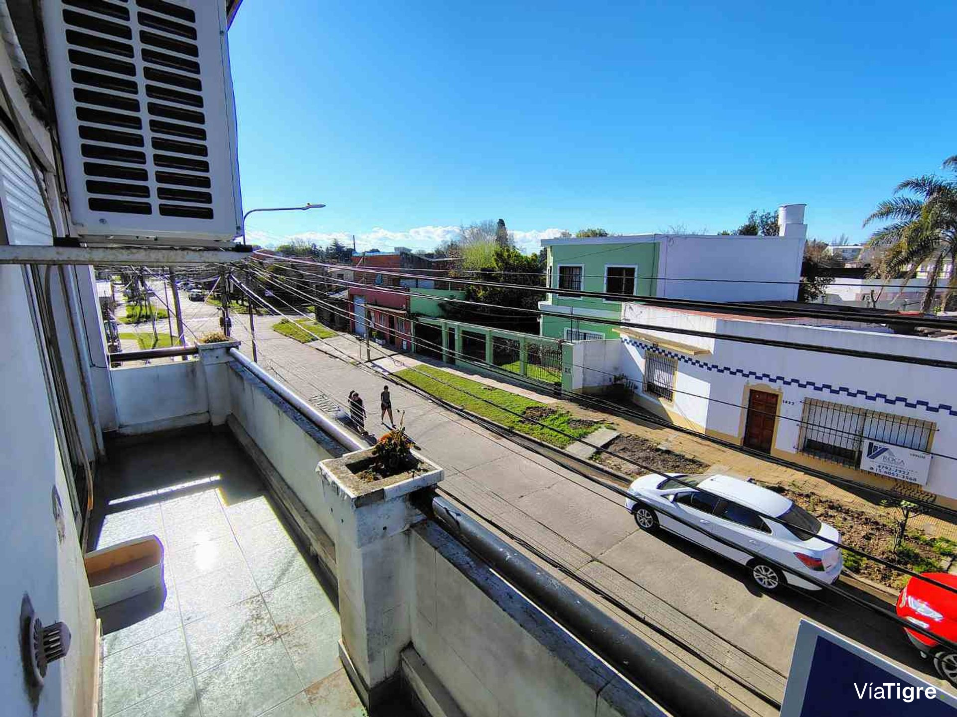 CASA 6 Amb QUINCHO Y TERRAZA P. ALTA - DOS NIVELES