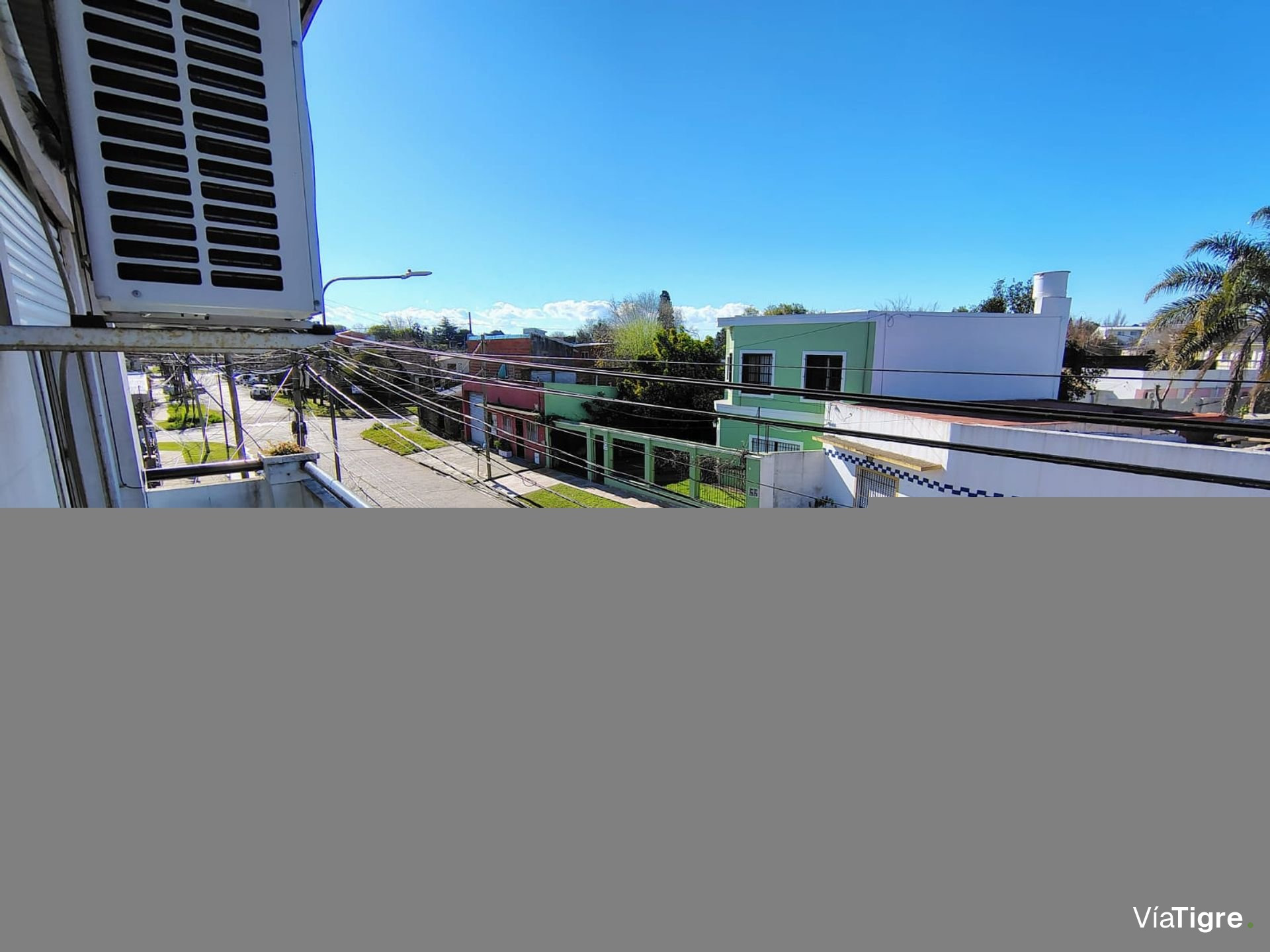 CASA 6 Amb QUINCHO Y TERRAZA P. ALTA - DOS NIVELES