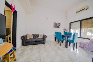 San Isidro House Sale 6 Rooms Trade