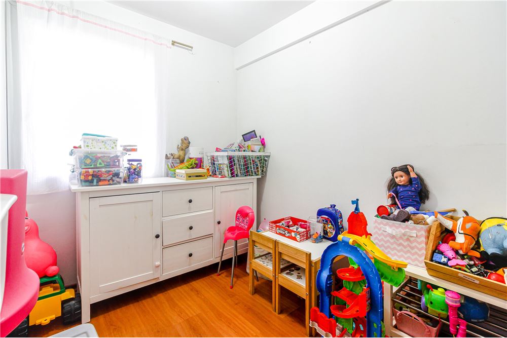 Duplex En Venta Beccar Central 5Amb Jardin Cochera