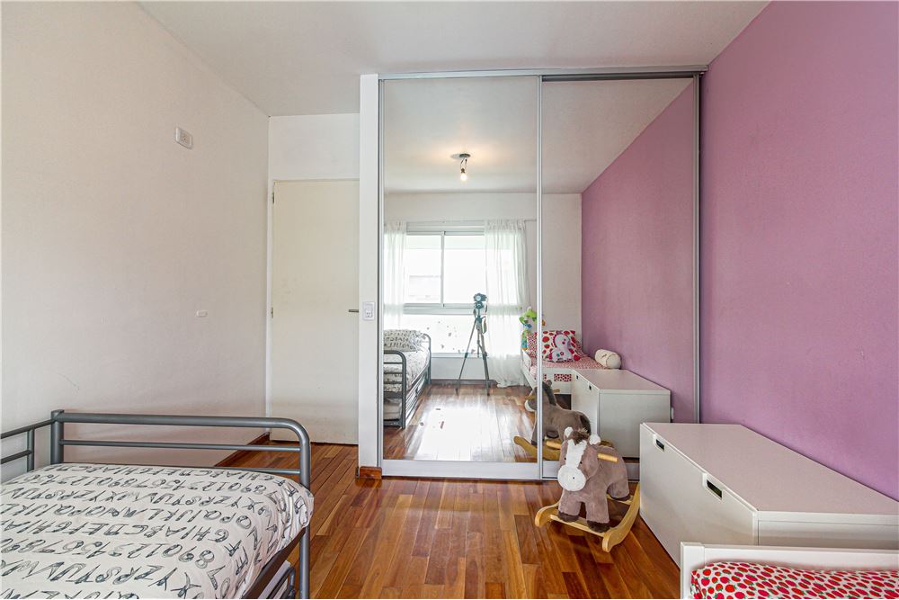Duplex En Venta Beccar Central 5Amb Jardin Cochera