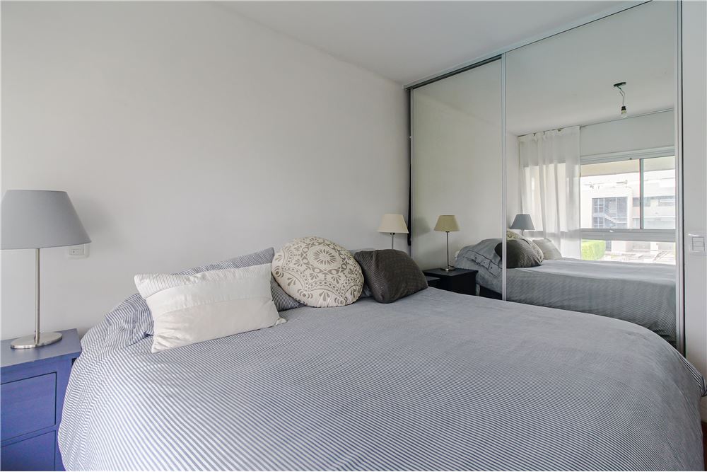 Duplex En Venta Beccar Central 5Amb Jardin Cochera