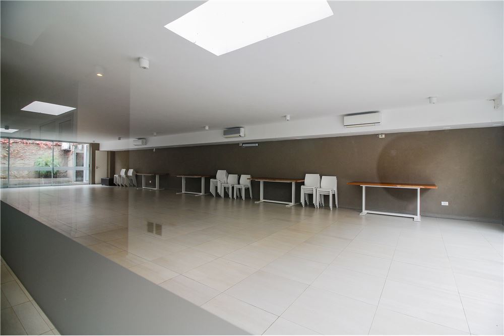 Duplex En Venta Beccar Central 5Amb Jardin Cochera