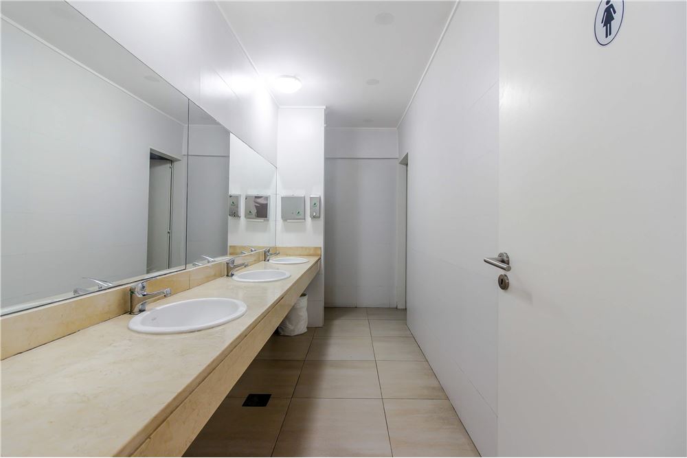 Duplex En Venta Beccar Central 5Amb Jardin Cochera