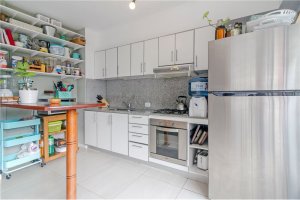 Duplex for Sale – Beccar Central, 5 Rooms, Garden, Garage