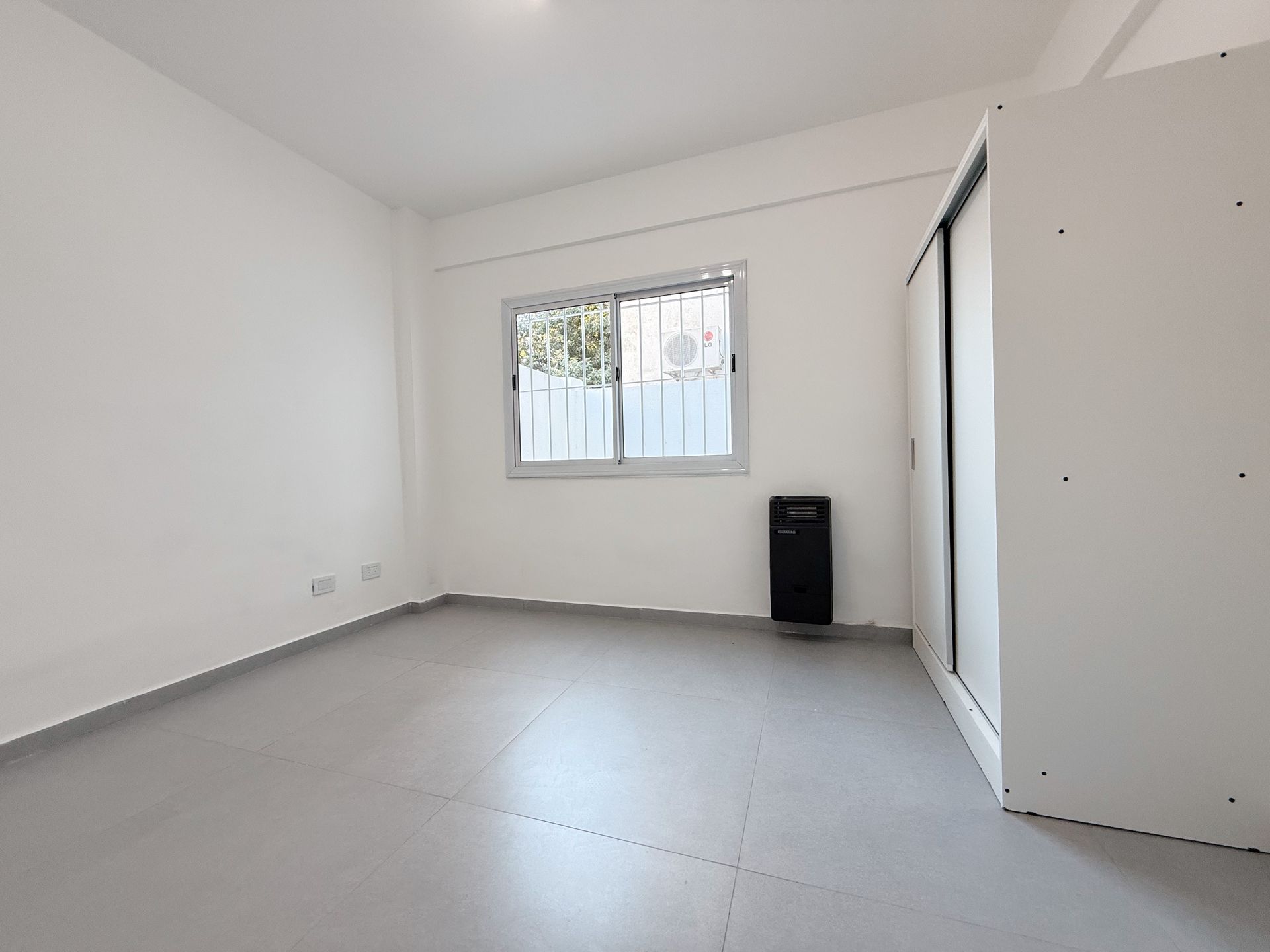 Venta Dpto Recilado 2 Amb. con Patio en La Lucila!