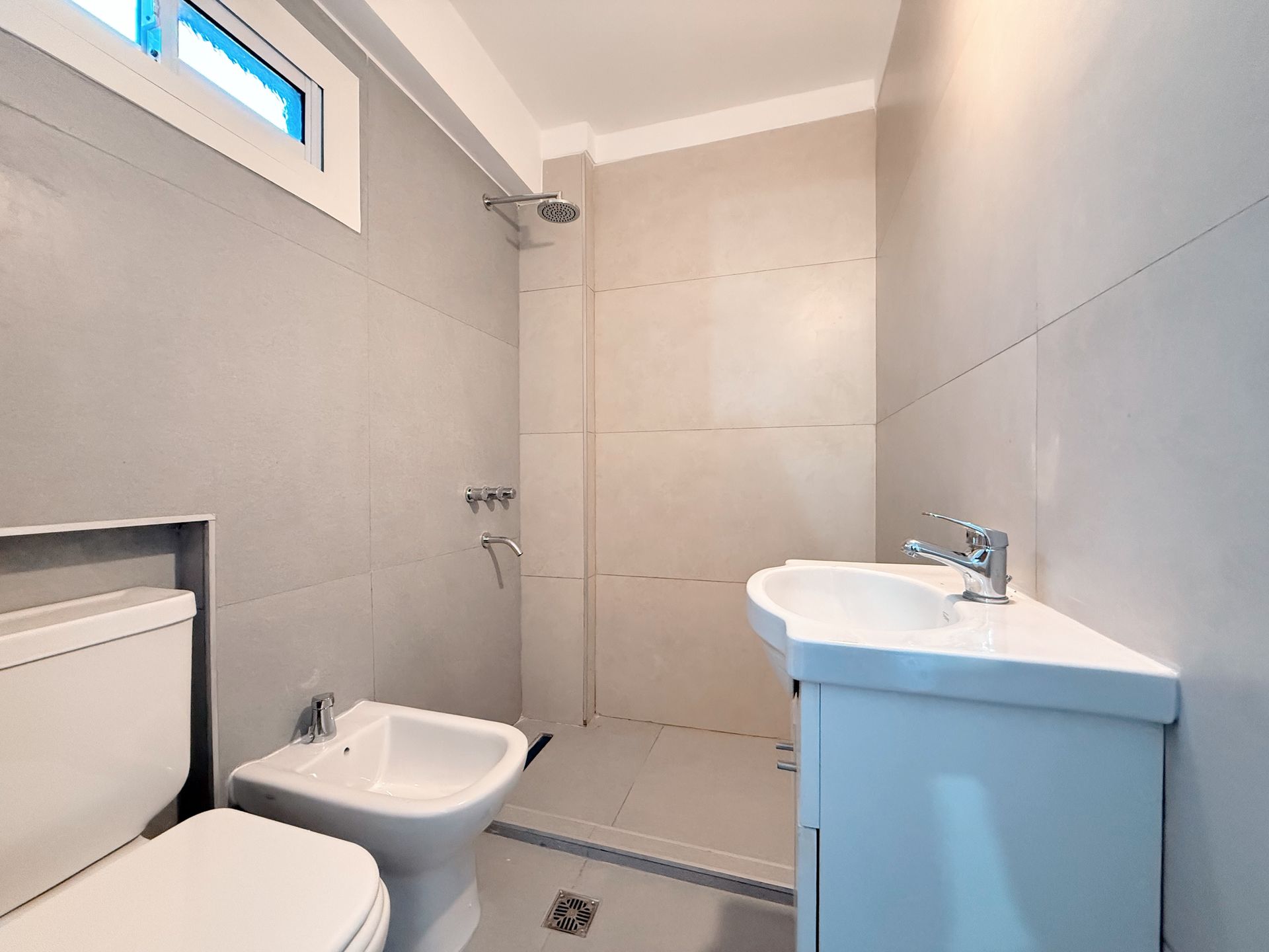 Venta Dpto Recilado 2 Amb. con Patio en La Lucila!